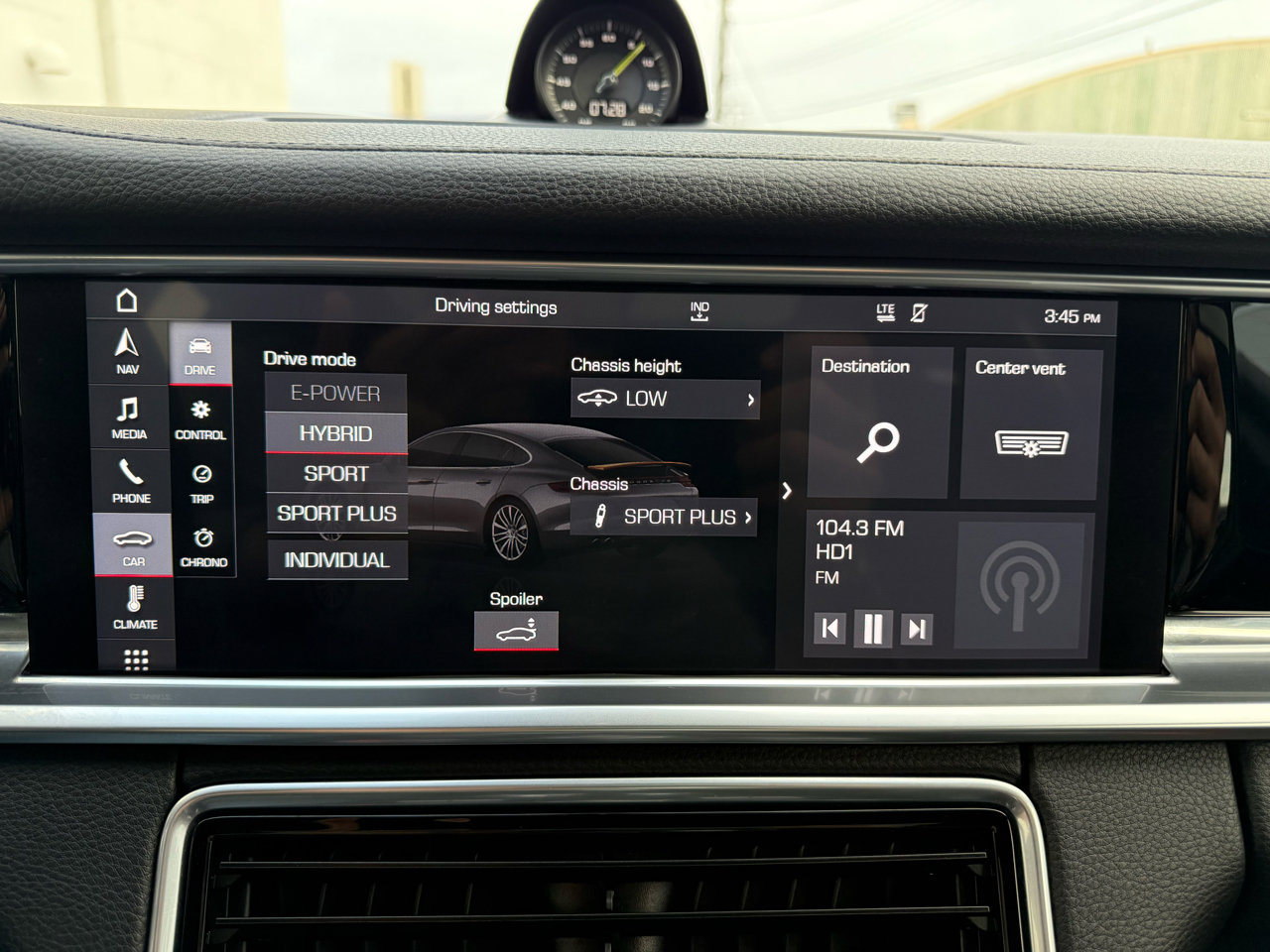 Used 2019 Porsche Panamera 4 image 43