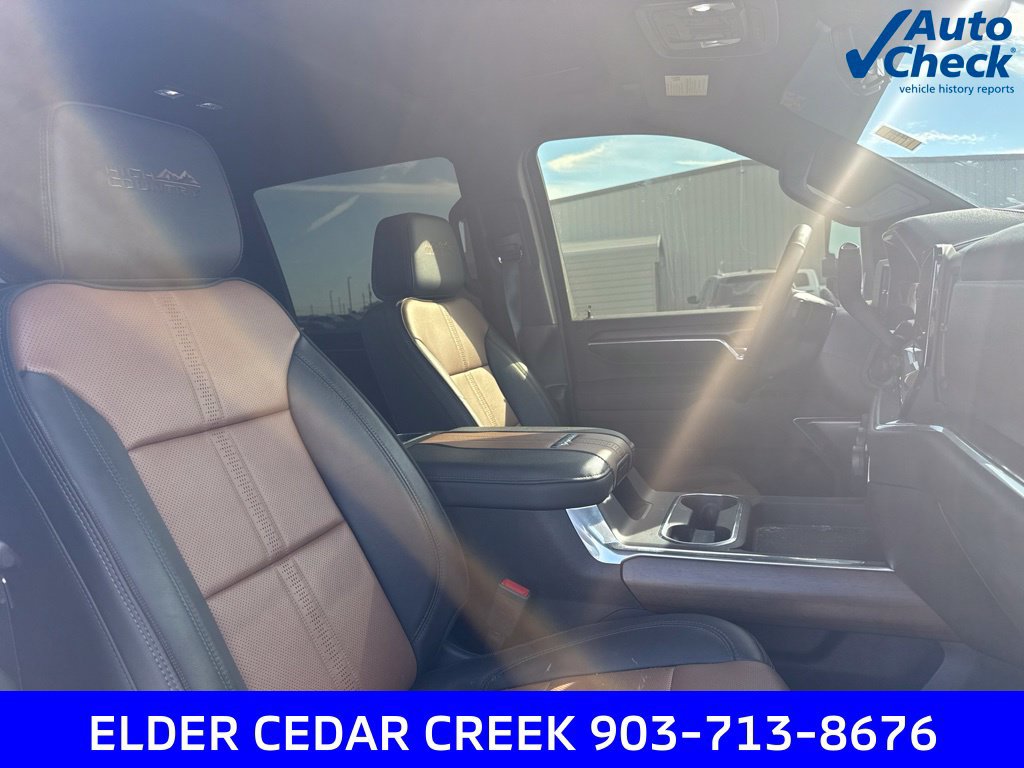 Used 2026 Chevrolet Silverado 3500 High Country w/ Technology Package AWD/4WD image 26