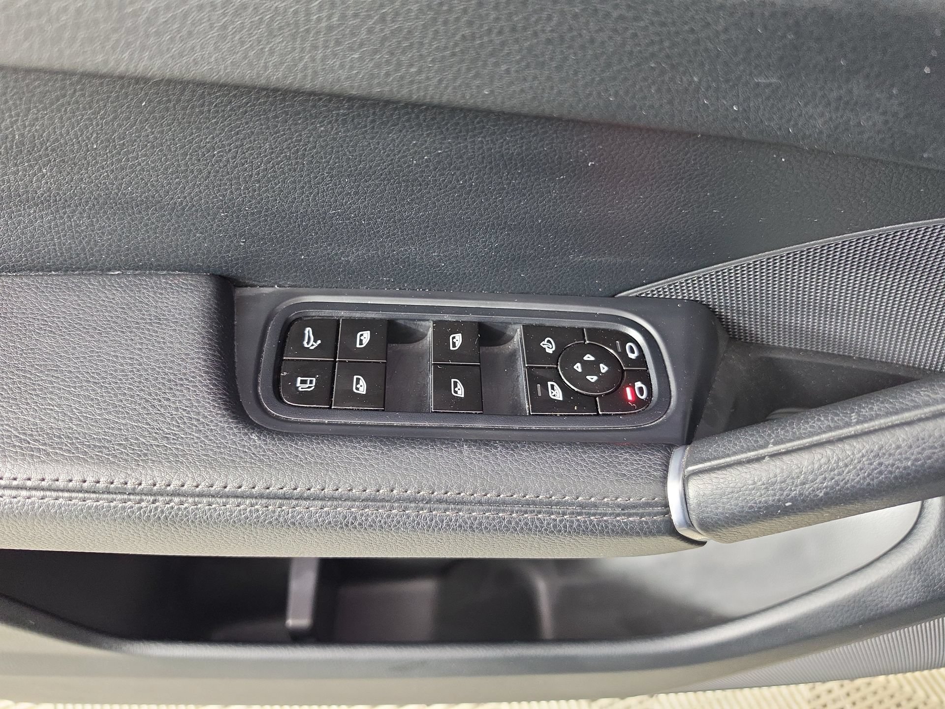 Used 2019 Porsche Cayenne E-Hybrid AWD/4WD image 19