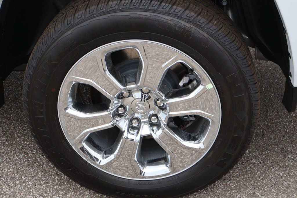 Used 2025 RAM 1500 Big Horn AWD/4WD image 8