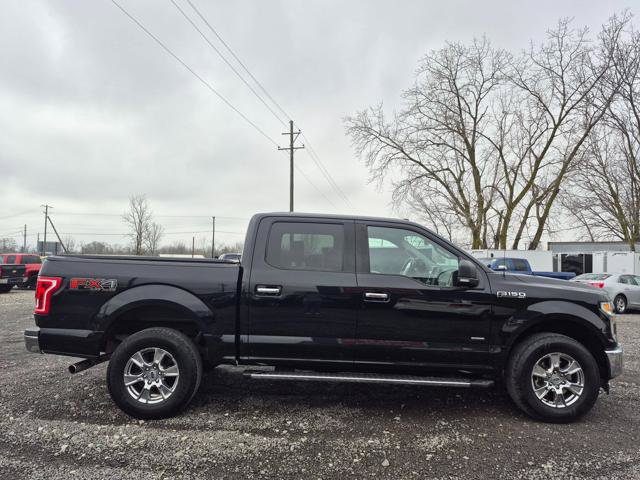 Used 2017 Ford F150 XLT w/ Equipment Group 302A Luxury image 4