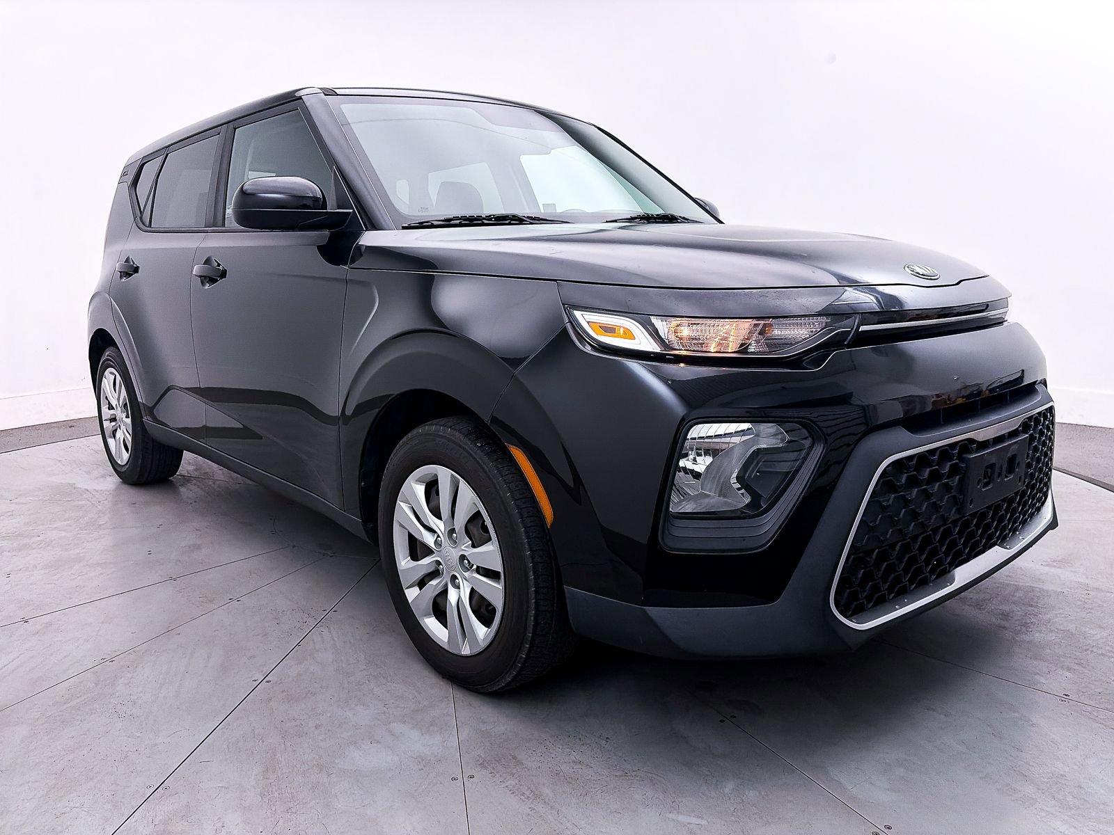 Used 2020 Kia Soul LX image 9
