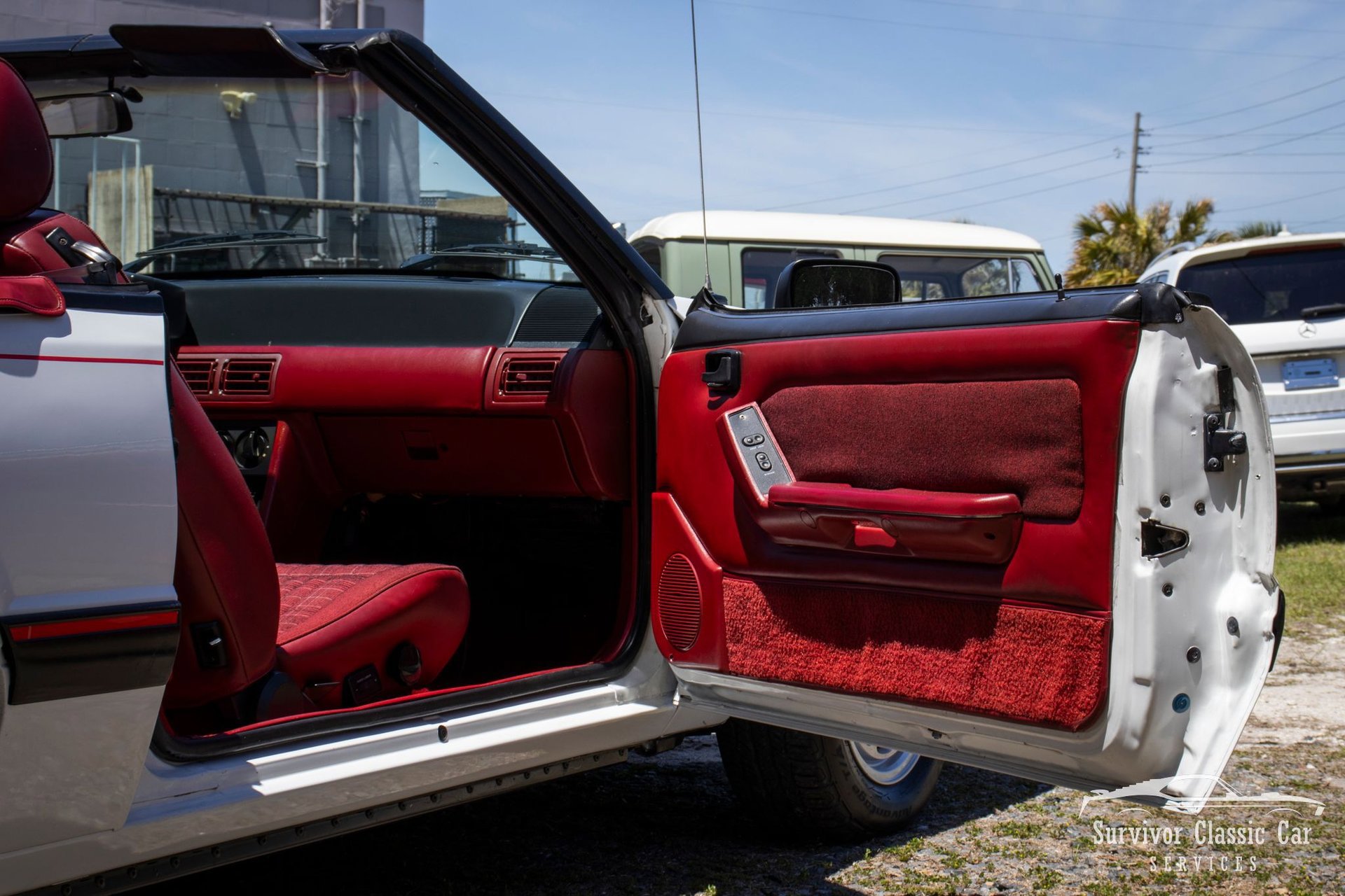 Used 1989 Ford Mustang LX RWD image 12