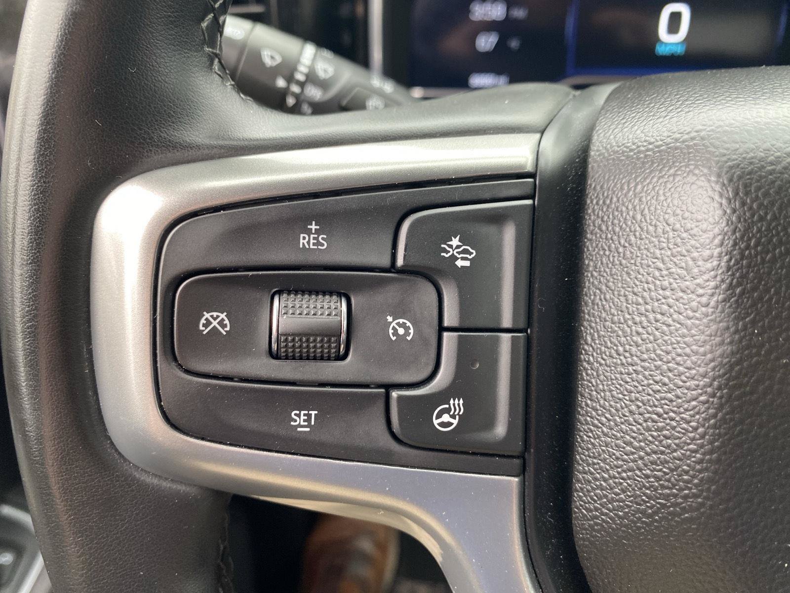 Used 2025 Chevrolet Silverado 1500 LT AWD/4WD image 23