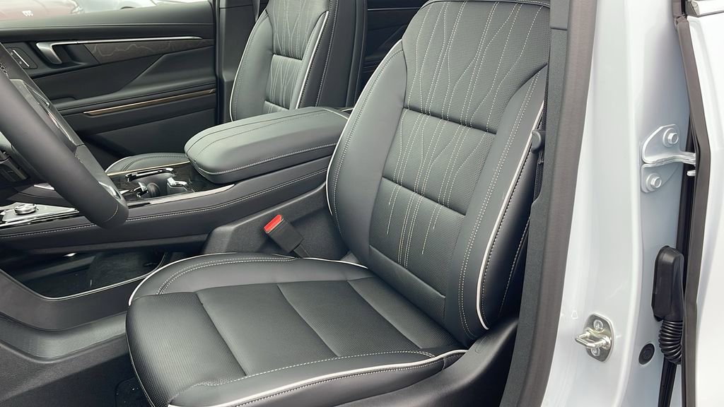 New 2026 Buick Enclave Avenir w/ Super Cruise Package image 11