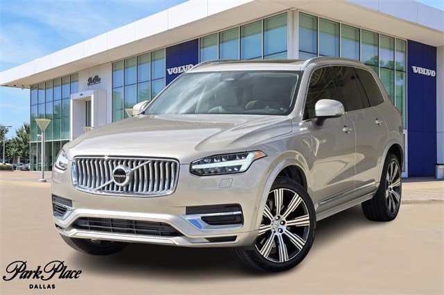 Used 2025 Volvo XC90 T8 Plus w/ Protection Package Premier