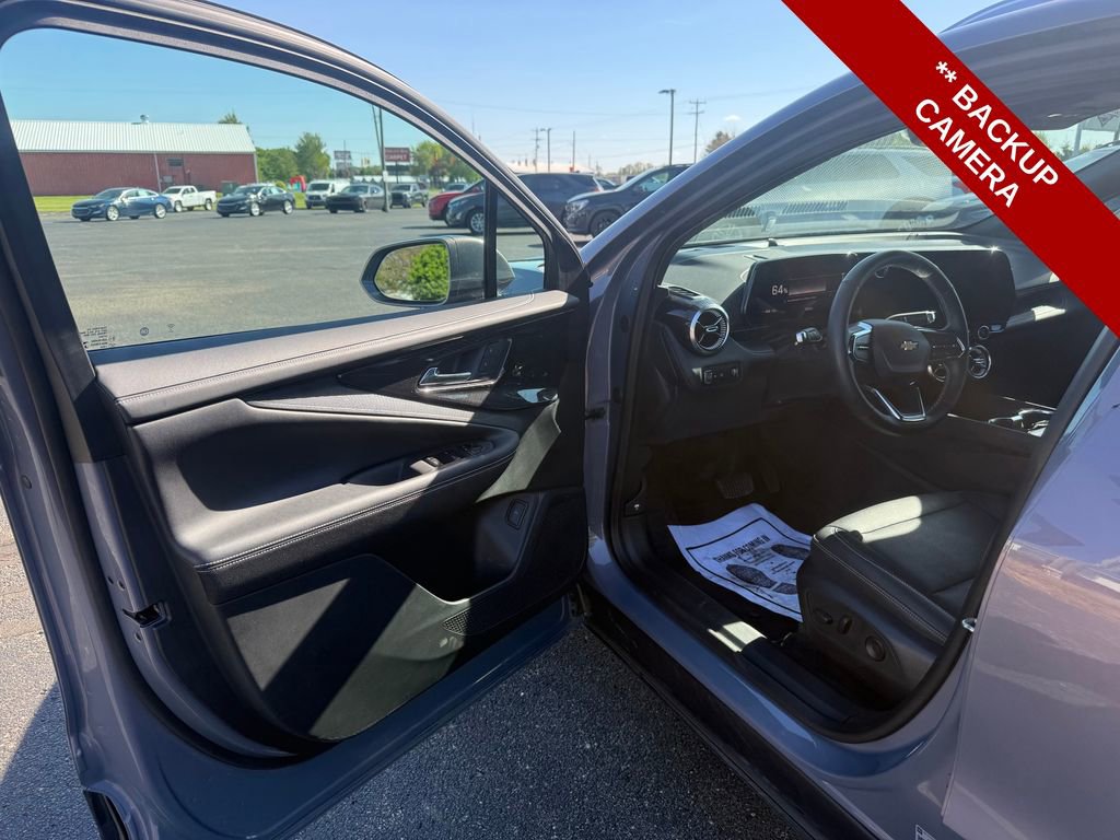 Used 2024 Chevrolet Blazer EV LT AWD/4WD image 12