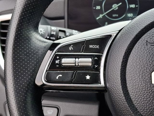 Certified 2024 Kia Seltos SX w/ SX Sunroof Package image 24