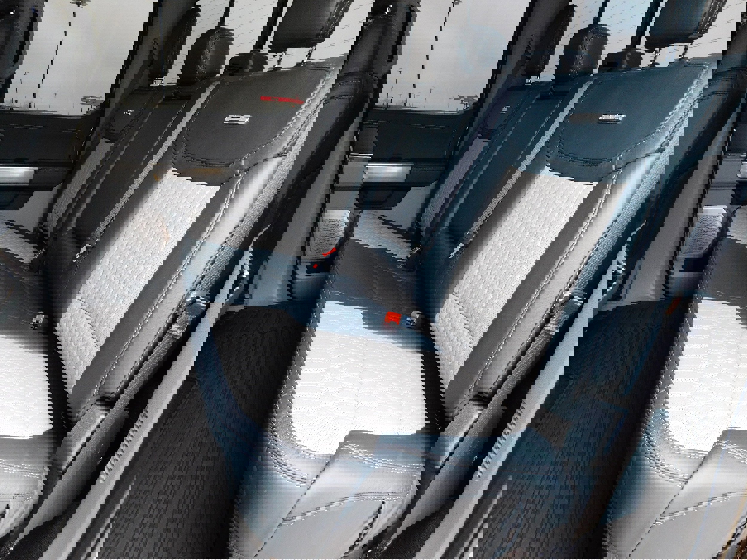 Used 2023 Ford F250 Limited w/ FX4 Off-Road Package image 10