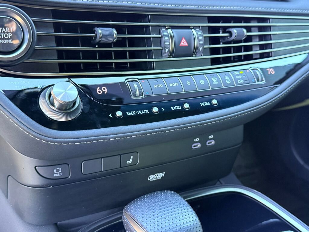 New 2023 Lexus LS 500 F Sport image 24