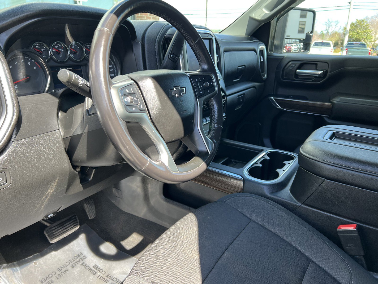 Used 2021 Chevrolet Silverado 1500 LT Trail Boss w/ Bed Protection Package image 13