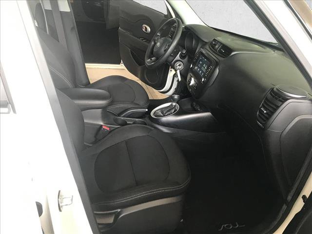 Used 2019 Kia Soul + FWD image 17