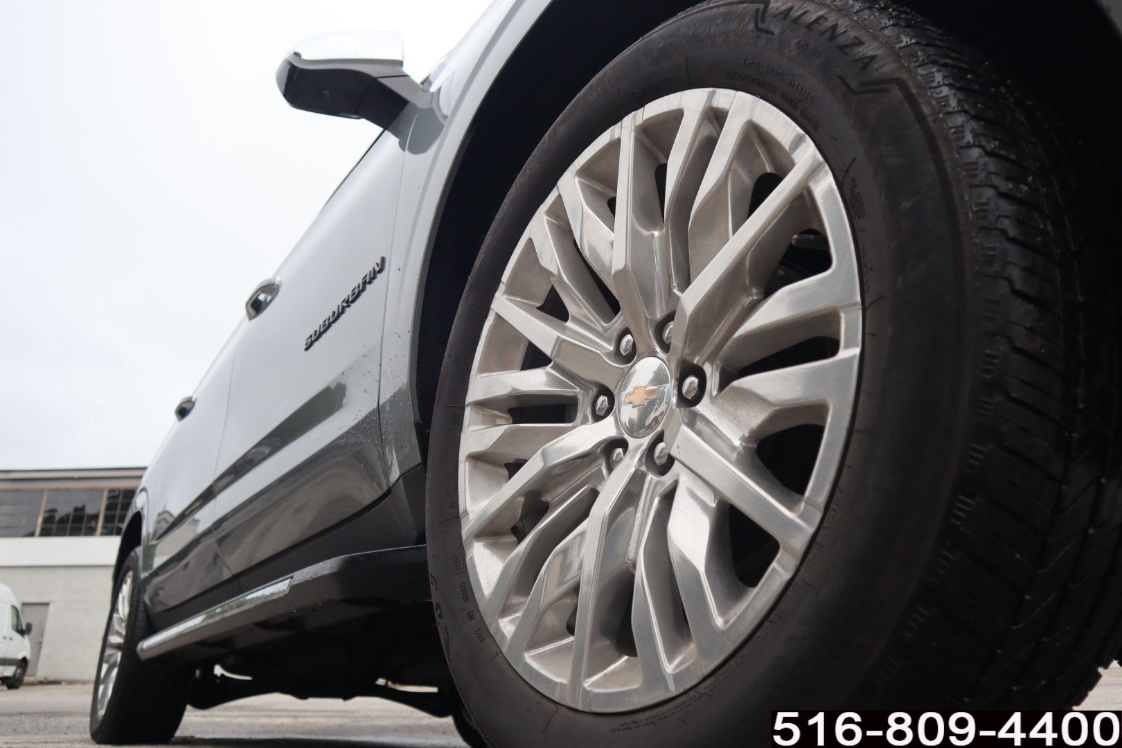 Used 2023 Chevrolet Suburban Premier AWD/4WD image 12