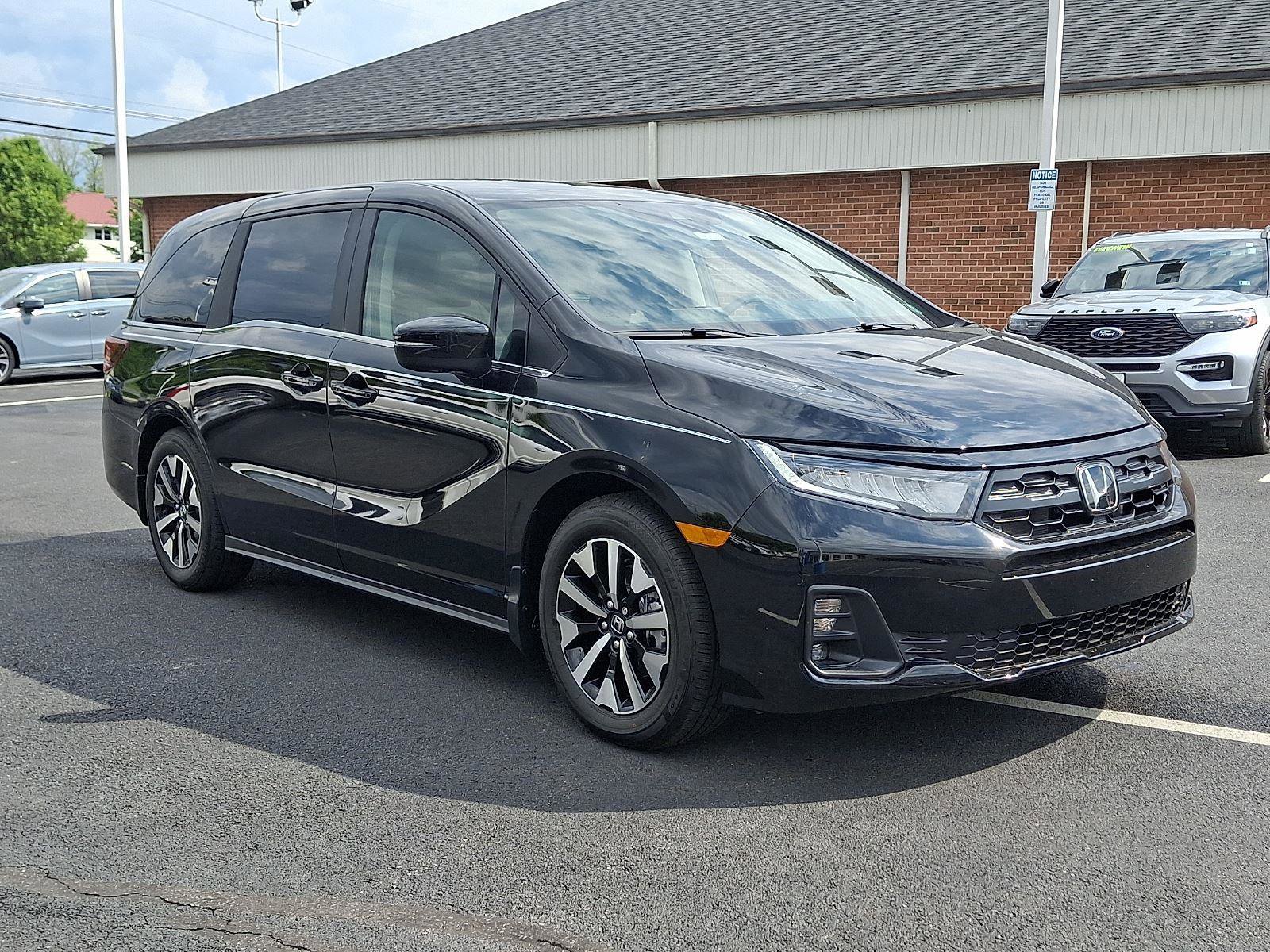 New 2026 Honda Odyssey EX-L image 2