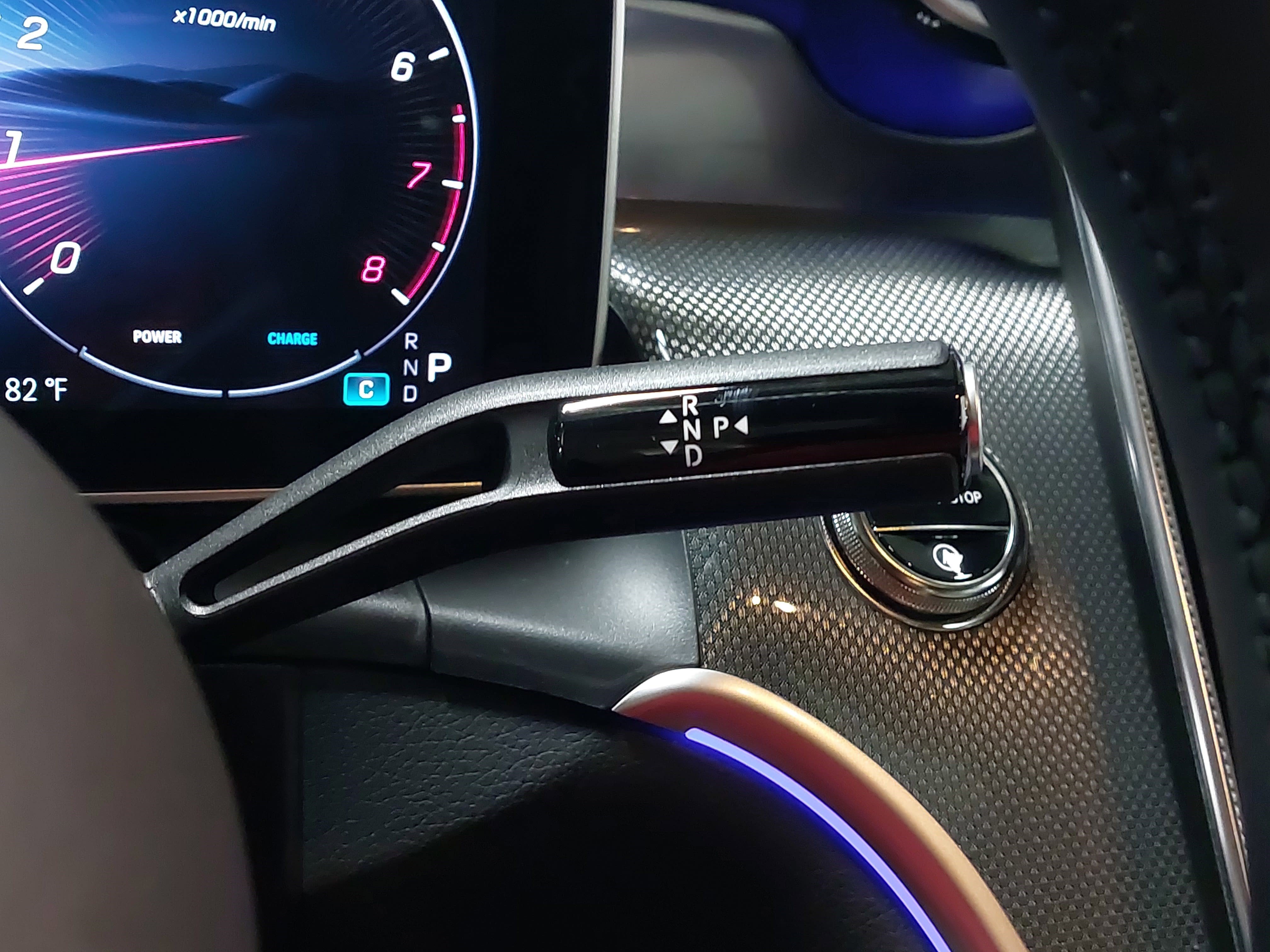 Used 2025 Mercedes-Benz GLC 300 4MATIC image 25