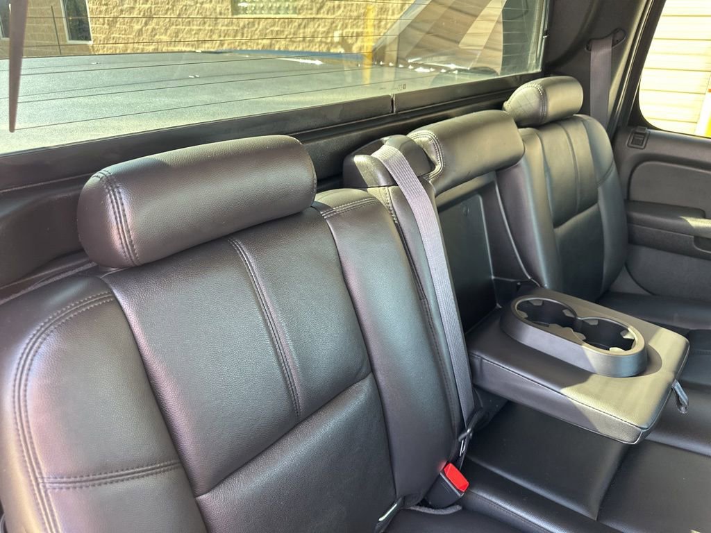 Used 2011 Chevrolet Avalanche LT w/ Texas Edition RWD image 21