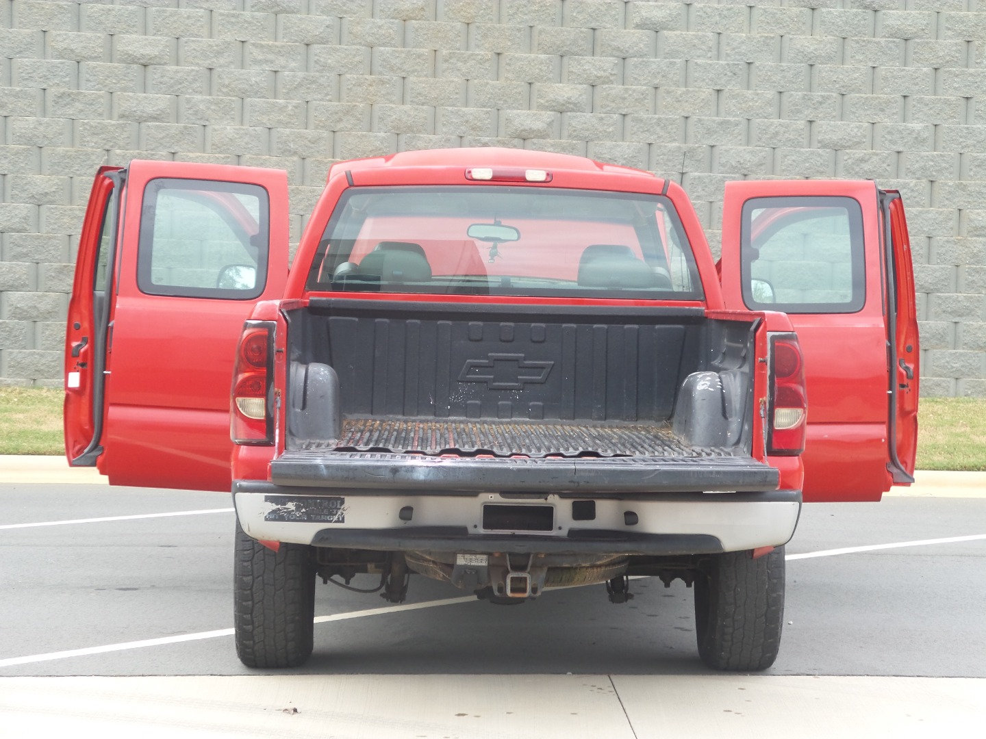 Used 2004 Chevrolet Silverado 1500 W/T AWD/4WD image 17