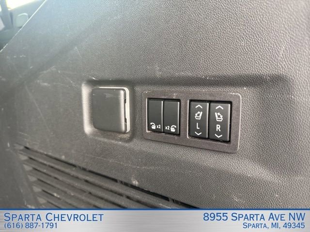 Used 2023 GMC Yukon XL Denali Ultimate image 41