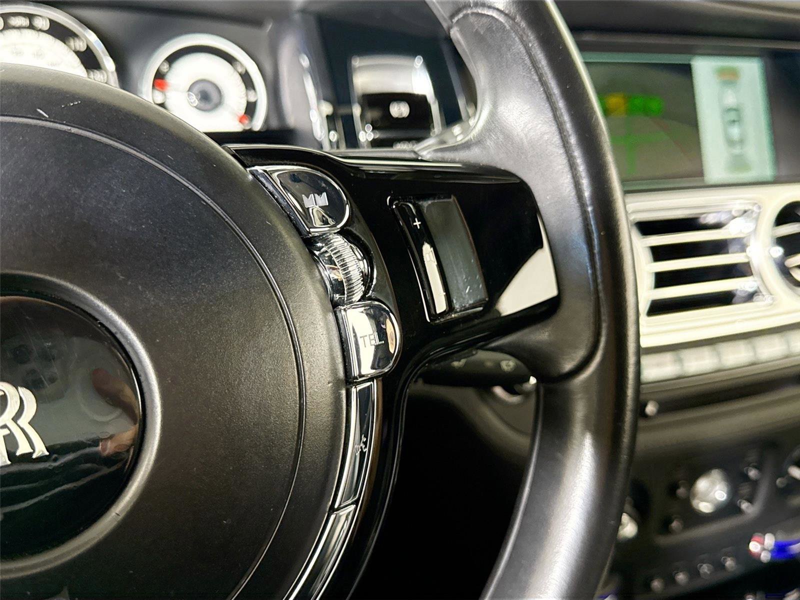 Used 2014 Rolls-Royce Wraith image 25