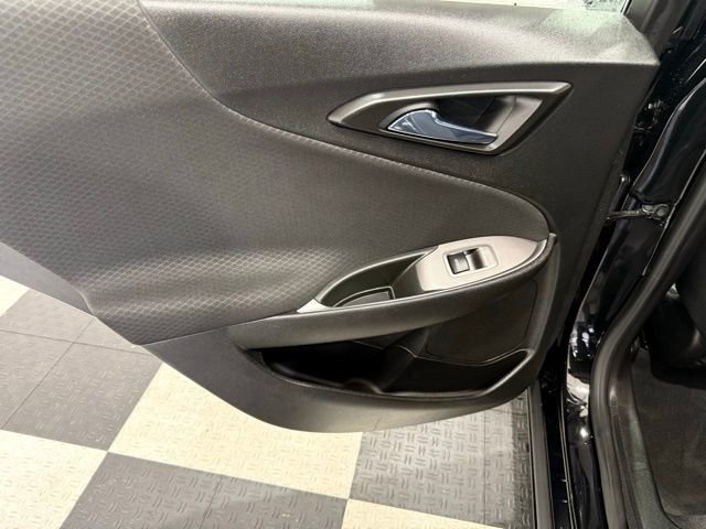 Used 2023 Chevrolet Malibu LT image 17