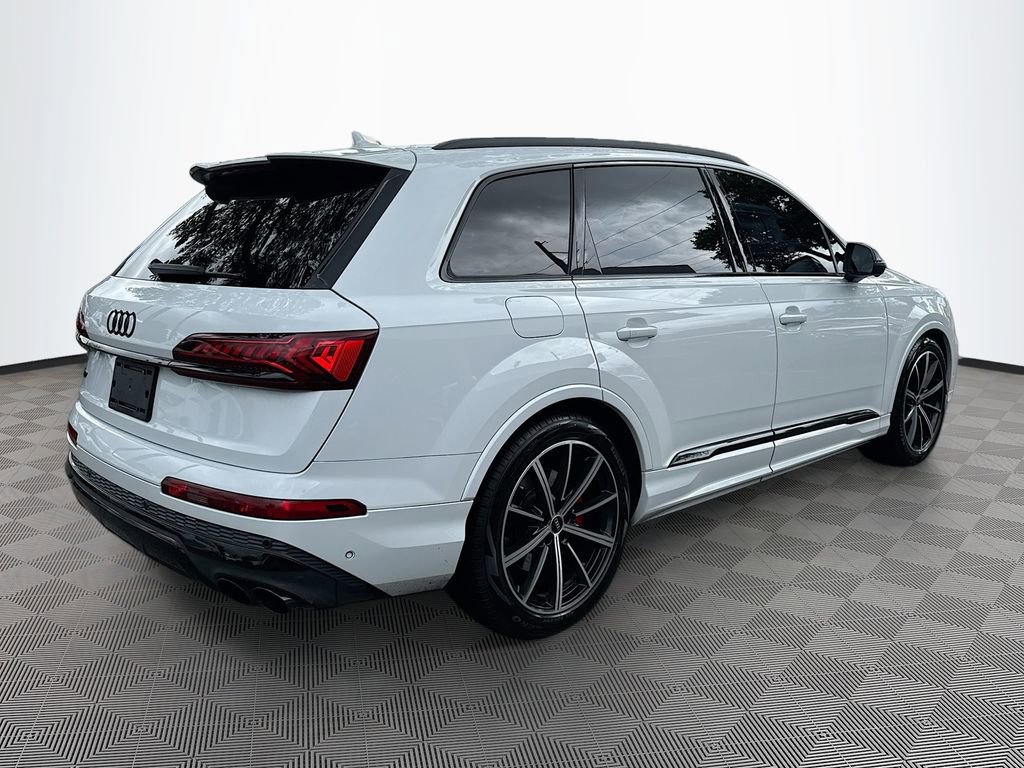 Used 2022 Audi SQ7 Prestige w/ Prestige Package image 6