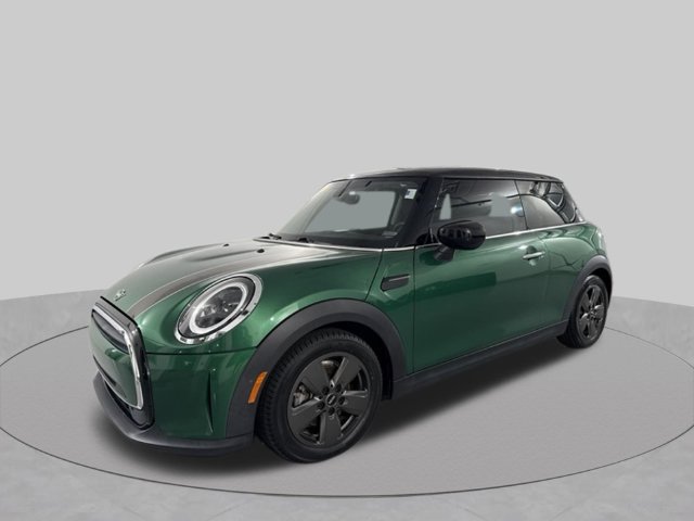 Used 2022 MINI Cooper 2-Door Hardtop FWD image 3