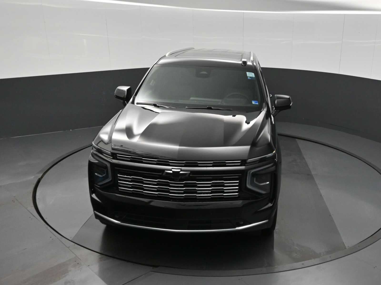 New 2026 Chevrolet Suburban High Country AWD/4WD image 12