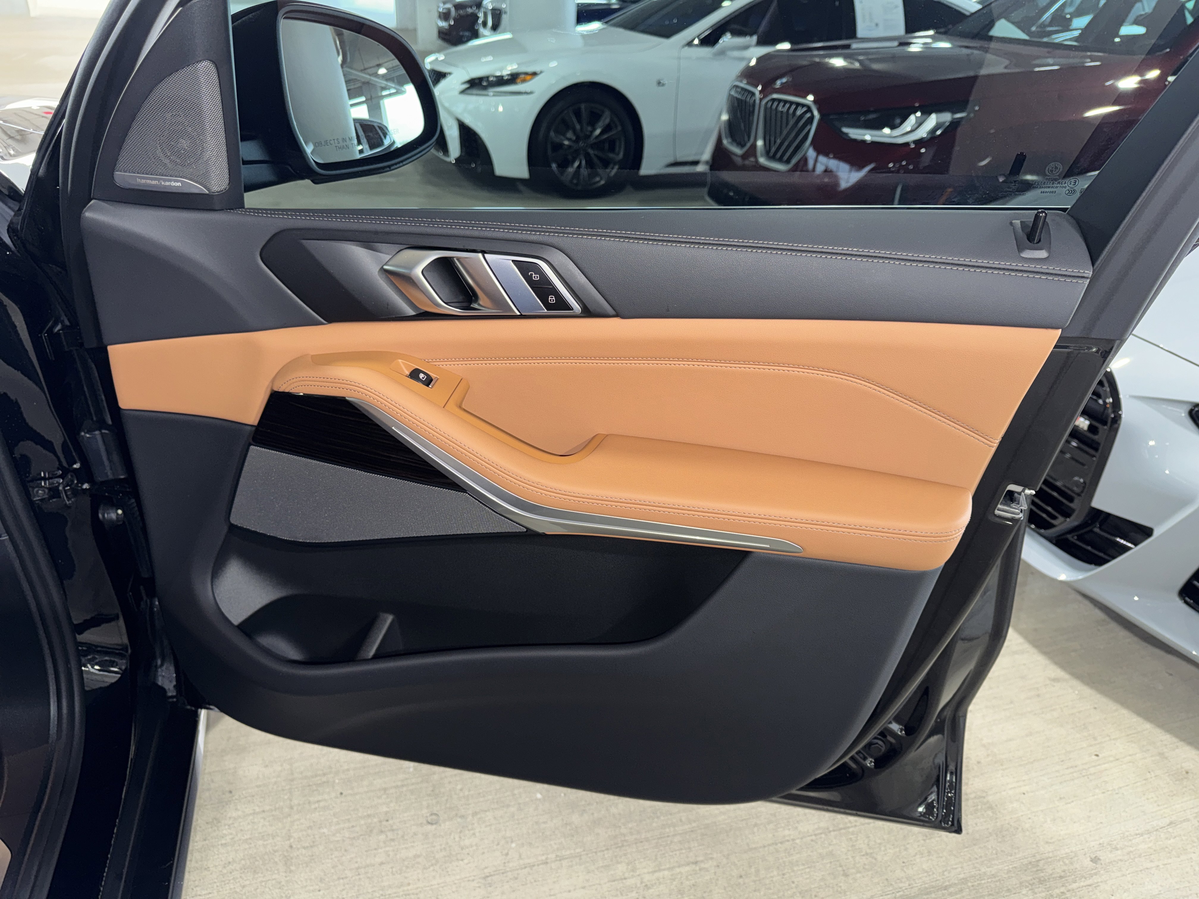 Certified 2024 BMW X5 xDrive40i w/ Premium Package image 9