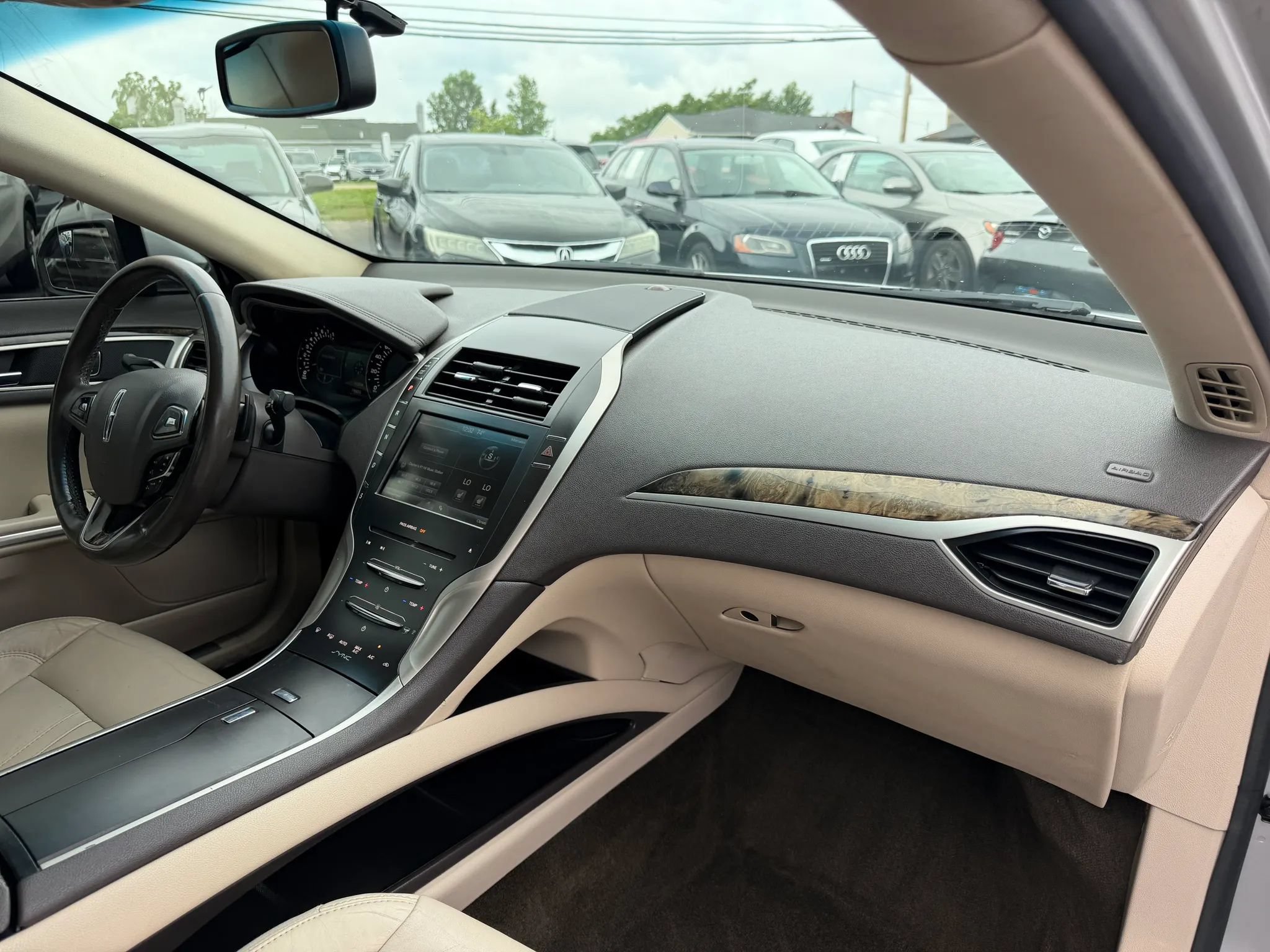Used 2016 Lincoln MKZ w/ Equipment Group 200A Select FWD image 15