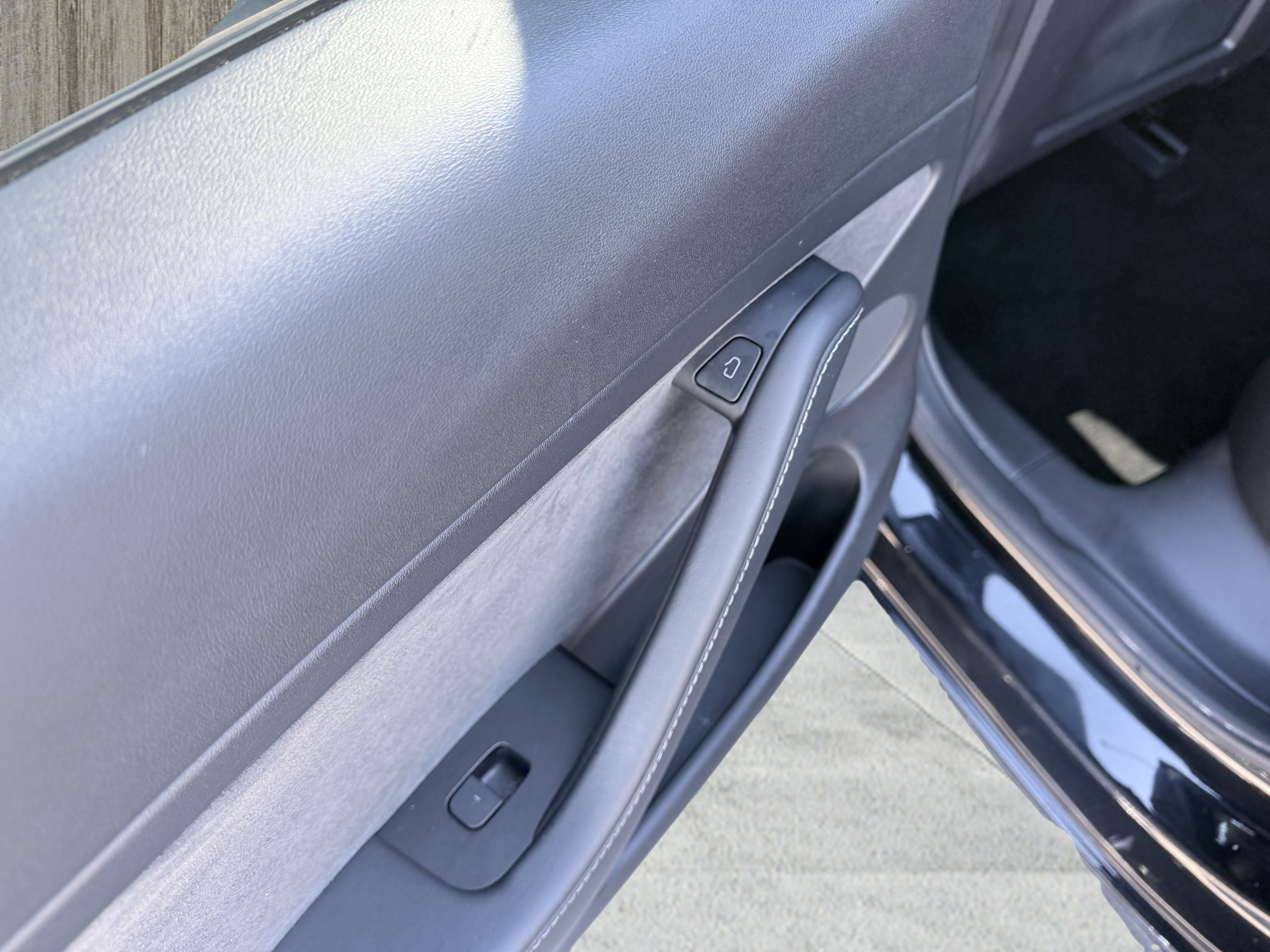 Used 2022 Tesla Model 3 Long Range image 32