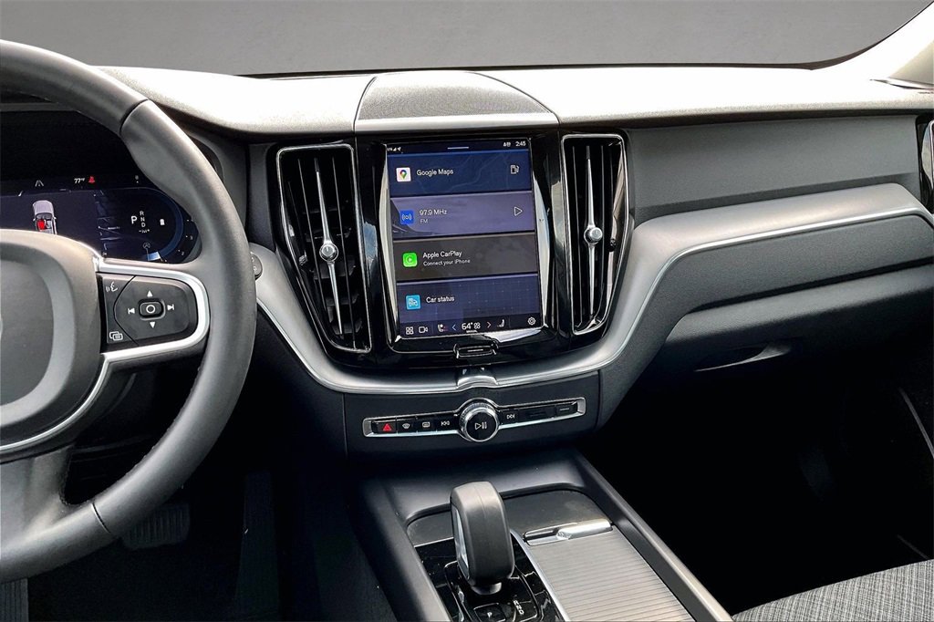 Certified 2023 Volvo XC60 B5 Core image 9