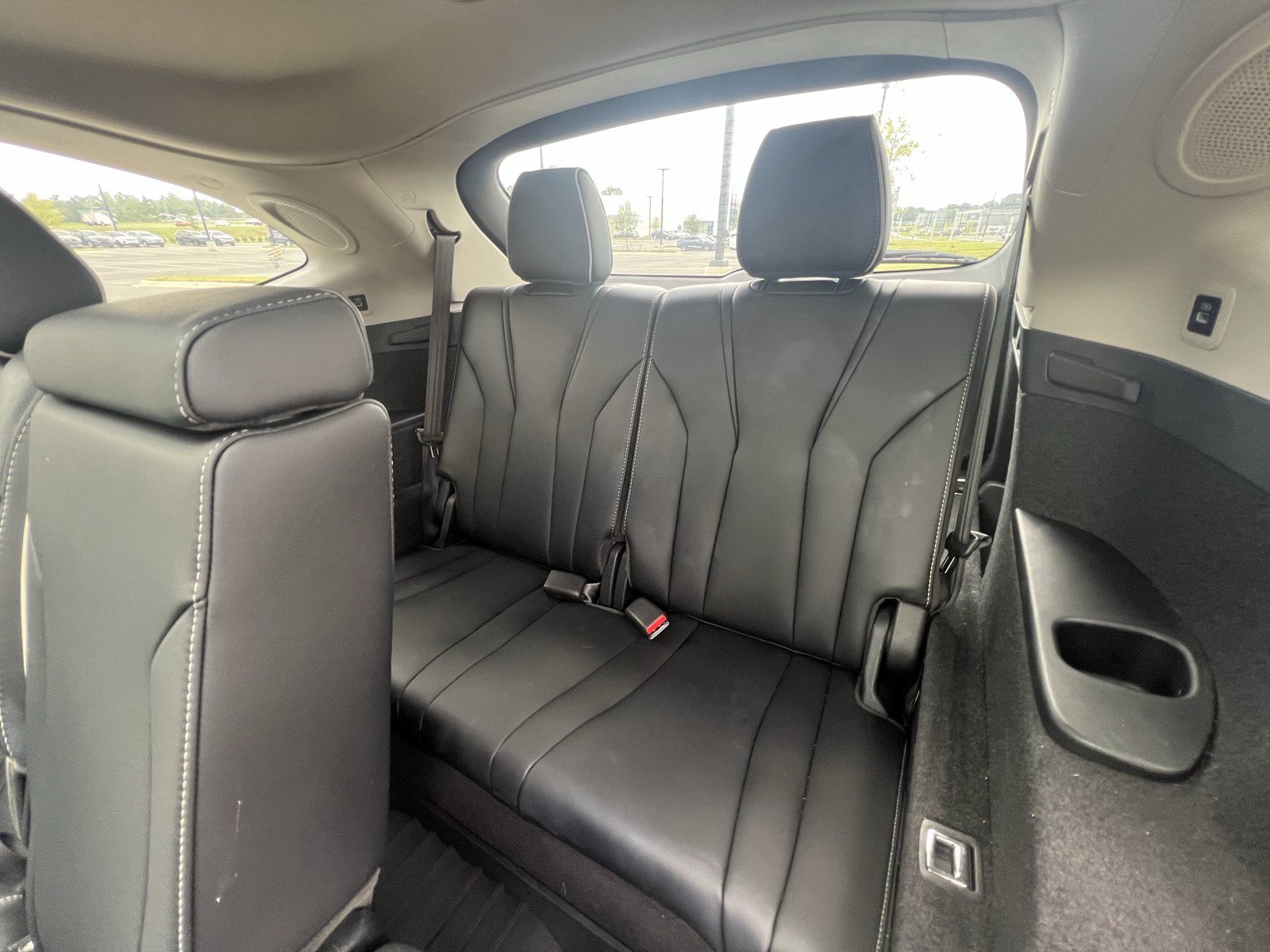 Used 2025 Acura MDX w/ Advance Package AWD/4WD image 34
