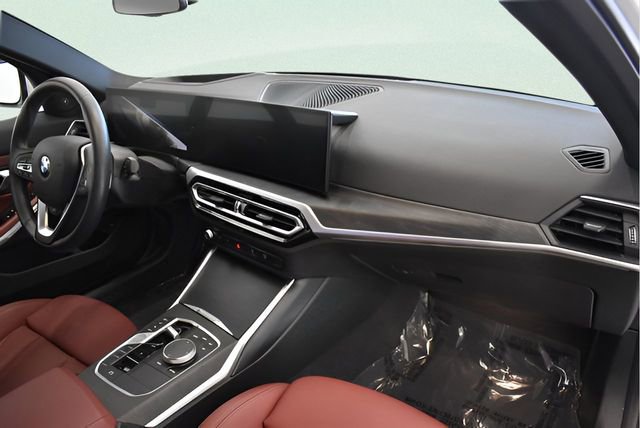 Used 2023 BMW 330i xDrive Sedan w/ Premium Package AWD/4WD image 18