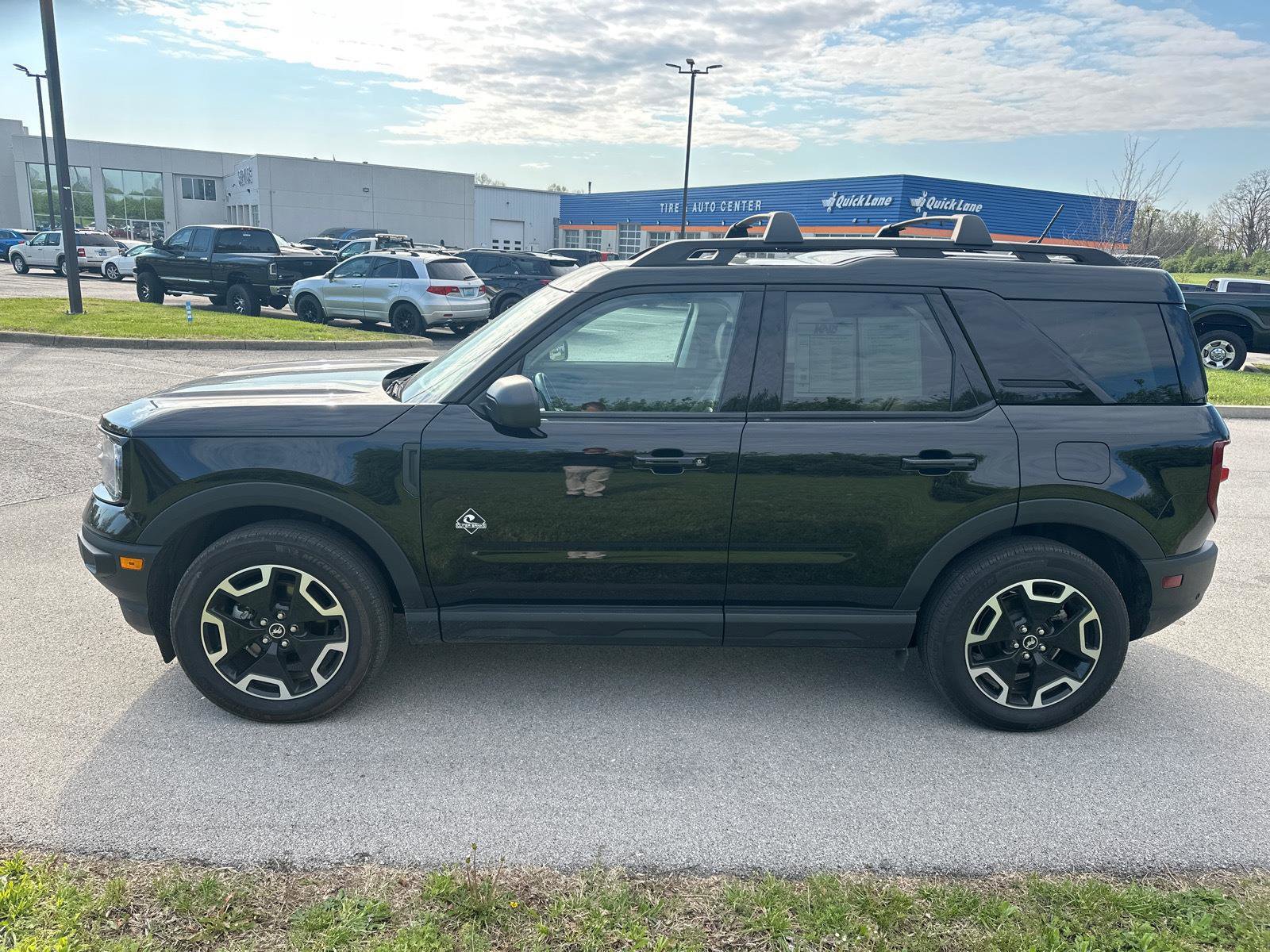 Used 2023 Ford Bronco Sport Outer Banks w/ Tech Package image 3