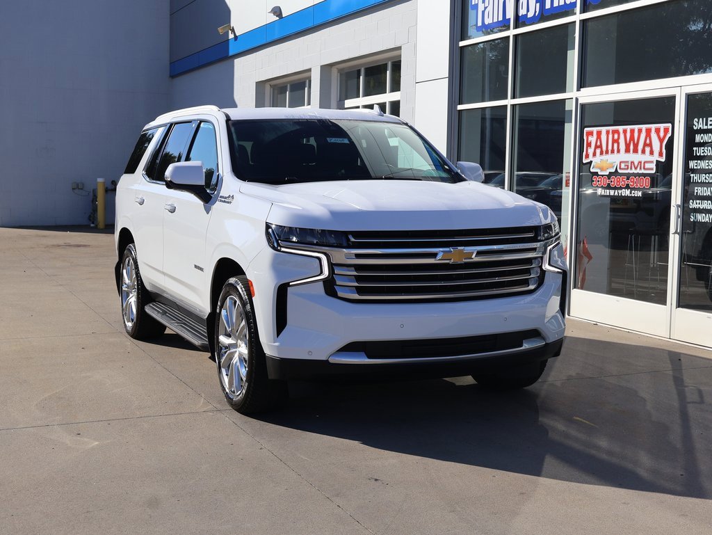 Used 2021 Chevrolet Tahoe High Country image 2