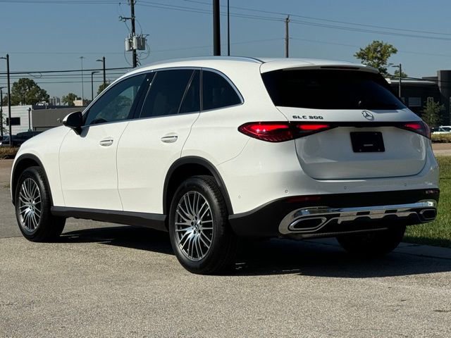 Certified 2025 Mercedes-Benz GLC 300 image 4