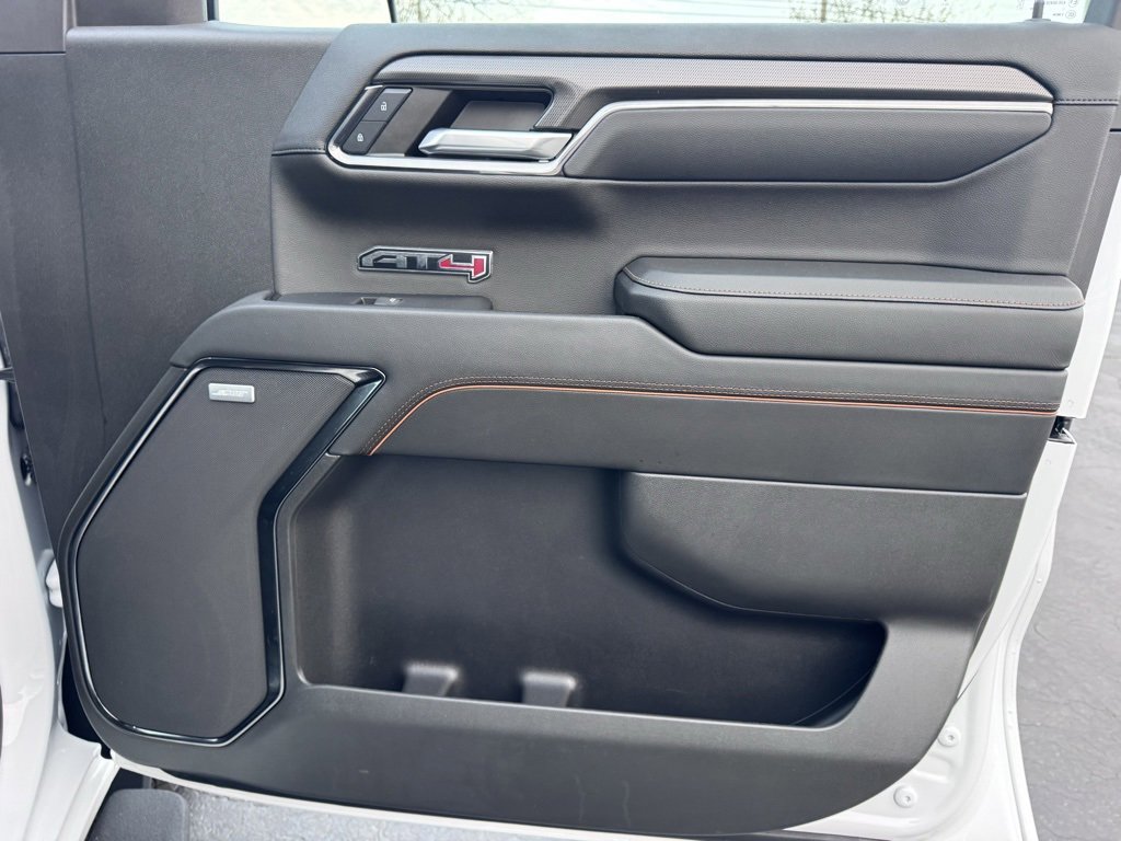 Used 2024 GMC Sierra 1500 AT4 w/ Technology Package image 25