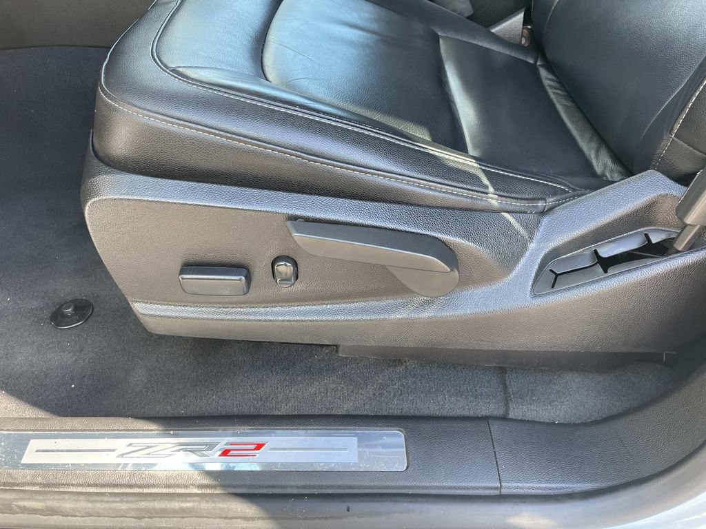Used 2019 Chevrolet Colorado ZR2 w/ ZR2 Dusk Special Edition AWD/4WD image 19