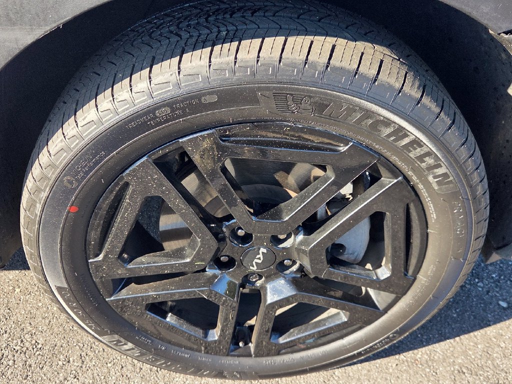 Used 2024 Kia Telluride EX X-Line AWD/4WD image 8