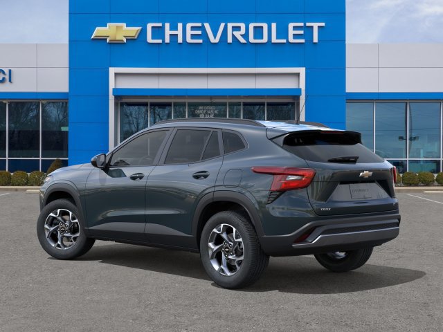 New 2026 Chevrolet Trax LT w/ Driver Confidence Package FWD image 3