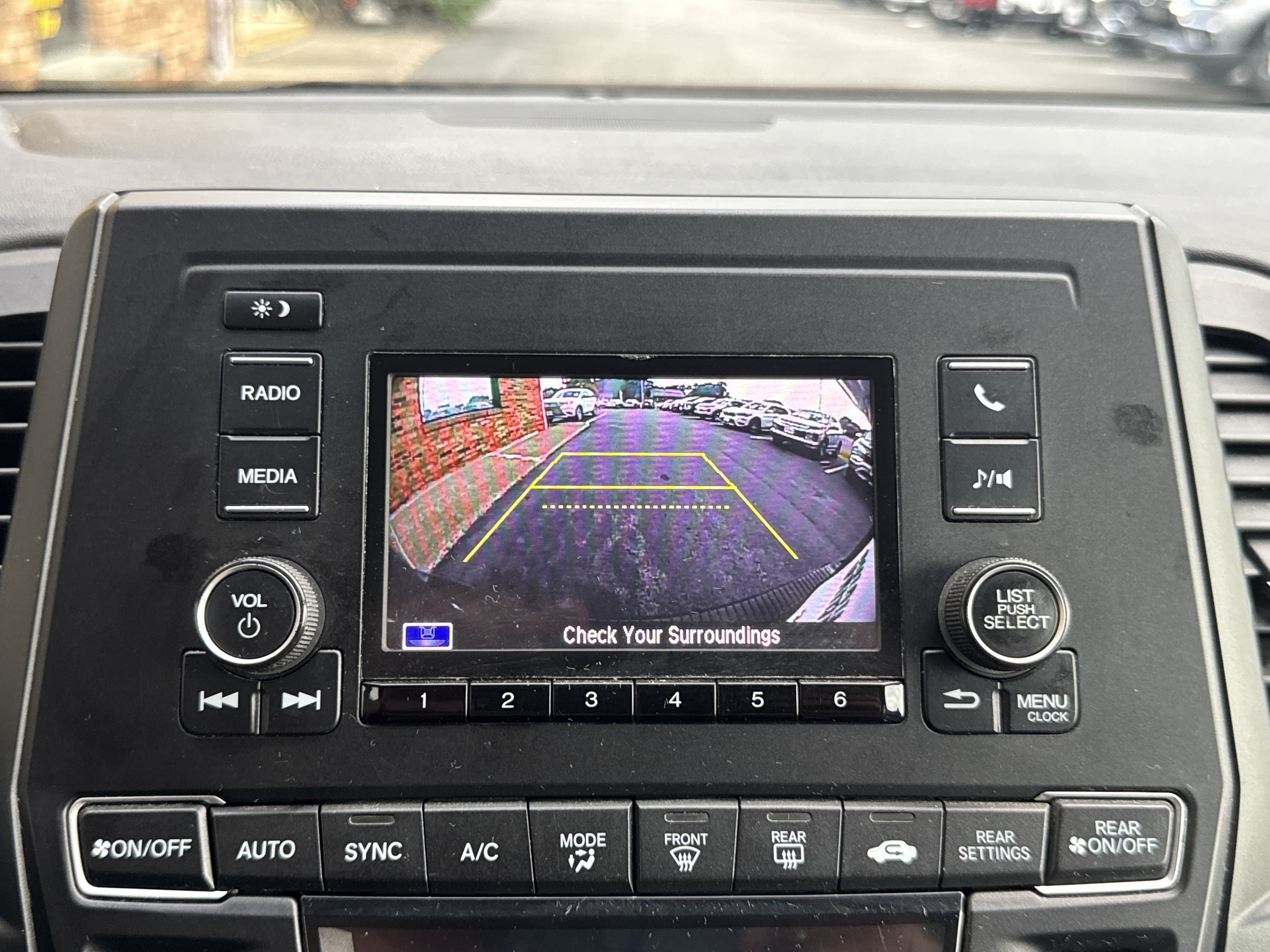 Used 2019 Honda Odyssey LX image 21