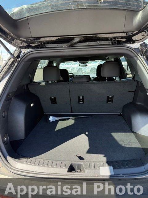 Used 2026 Chevrolet Equinox LT image 12