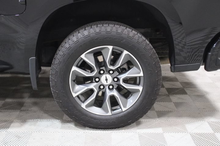 Used 2024 Chevrolet Silverado 1500 RST w/ Z71 Off-Road Package AWD/4WD image 46
