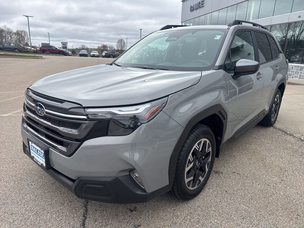 Used 2026 Subaru Forester Premium image 5