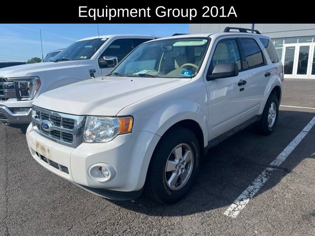 Used 2012 Ford Escape XLT AWD/4WD image 2