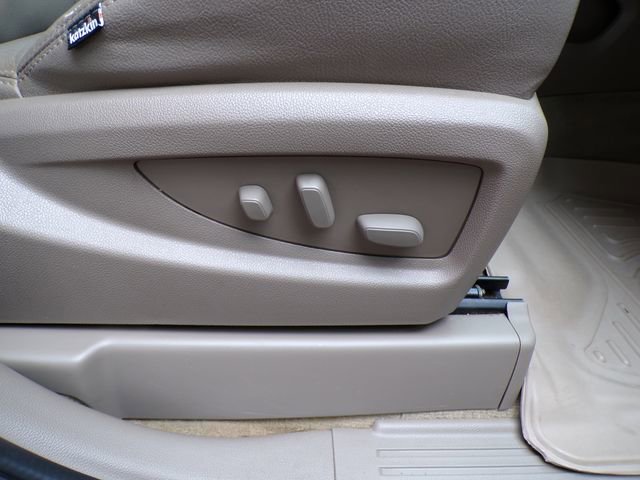 Used 2015 GMC Yukon XL SLE w/ Convenience Package image 16