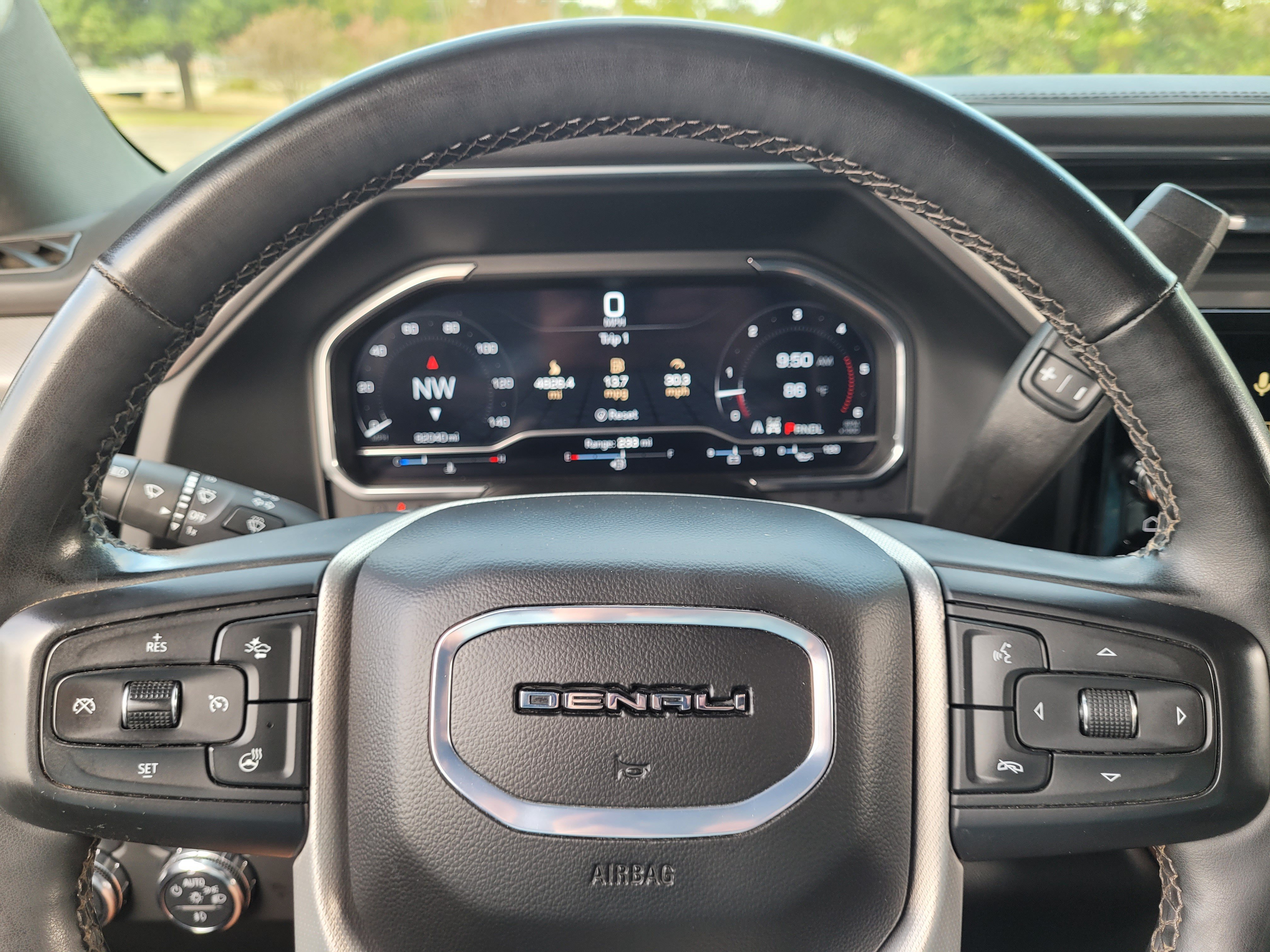 Used 2024 GMC Sierra 3500 Denali w/ Denali Reserve Package AWD/4WD image 20