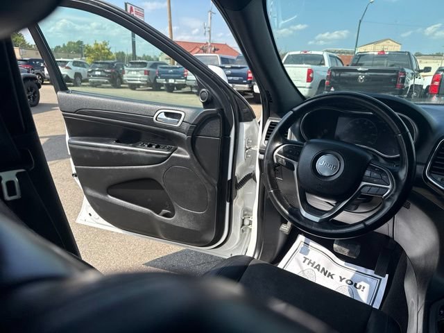 Used 2021 Jeep Grand Cherokee Laredo X AWD/4WD image 17