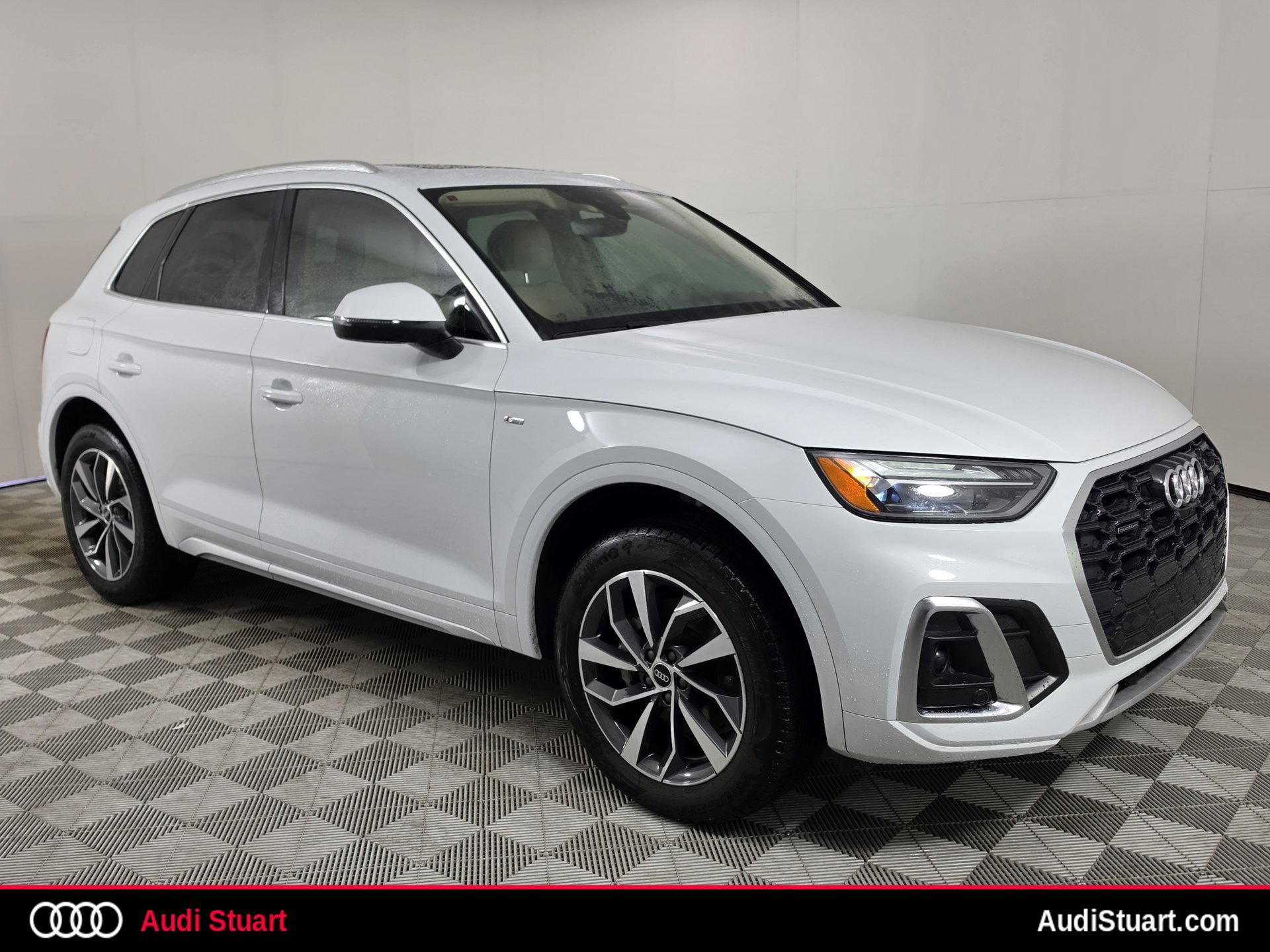 Certified 2023 Audi Q5 2.0T Premium Plus w/ Premium Plus Package