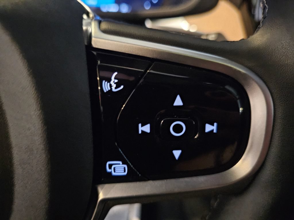 Certified 2026 Volvo XC60 T8 Ultra AWD/4WD image 22
